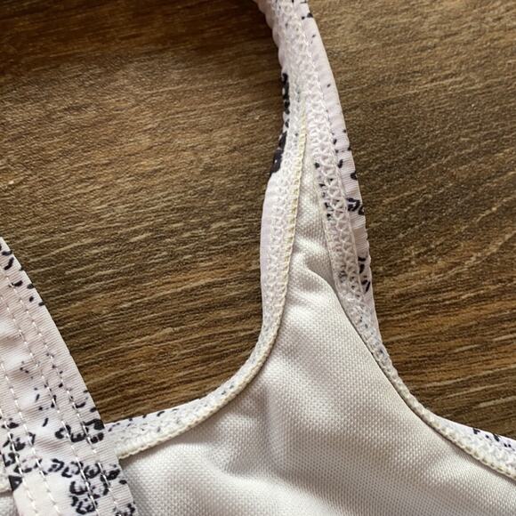 Snake Print Black and White Bikini Top Size Small - Picture 6 of 9